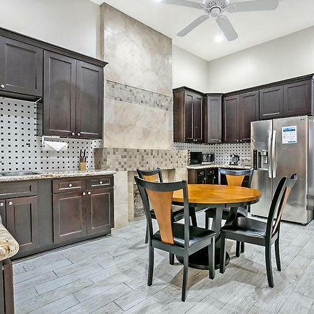 Stylish 4Br Condo In Downtown By Hosteeva New Orleans Dış mekan fotoğraf